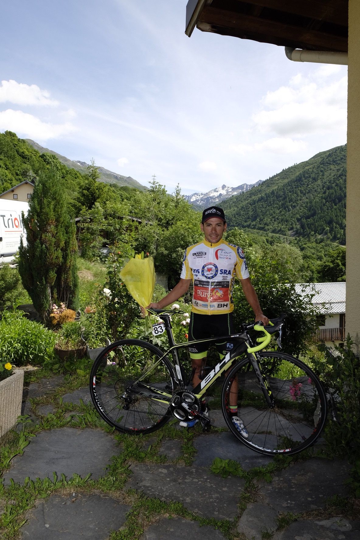 El Burgos BH con David Belda vence en el Tour des Pays de Savoie