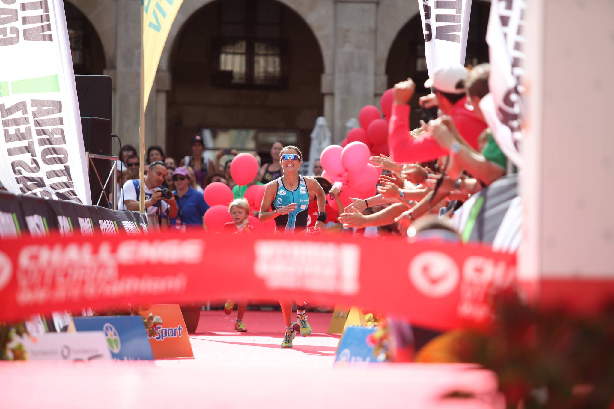 Gurutze Frades logra la segunda plaza en el Challenge Triatlón de Vitoria 