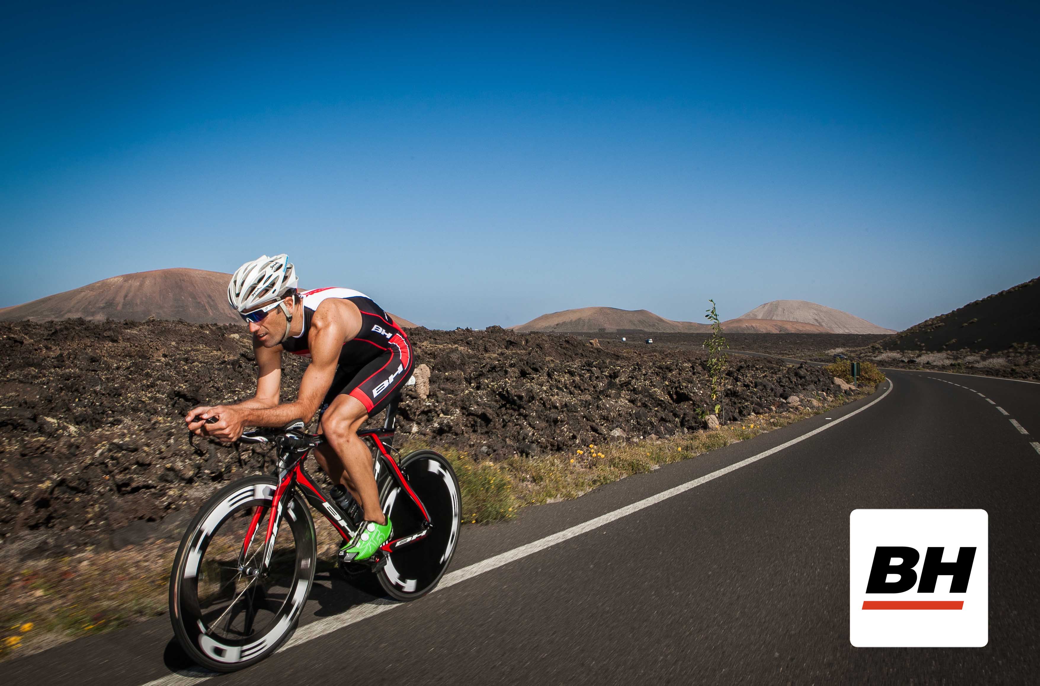 Eneko Llanos obtient la 6e position dans le triathlon d’Abu Dhabi