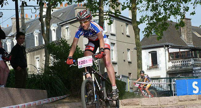 Julie Bresset finaliza los Europeos de Cross Country con dos medallas de oro