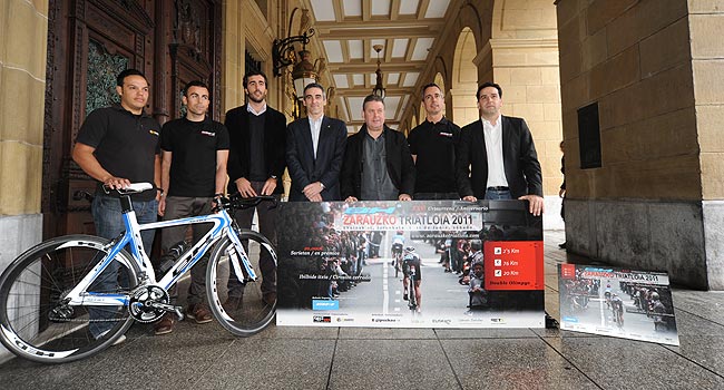 Sólo quedan 17 plazas para el BH Zarauzko Triatloia 2011