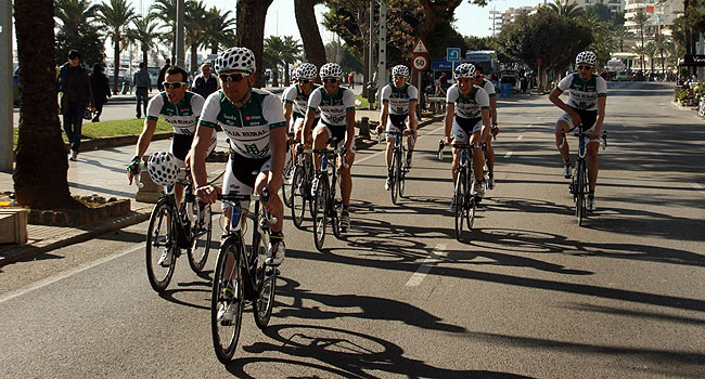 Buen estreno del Caja Rural y el Burgos 2016 en la Challenge