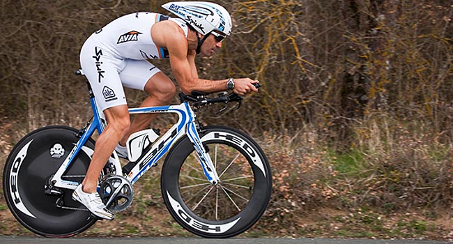 Más kilómetros para Eneko Llanos antes del Ironman de Texas